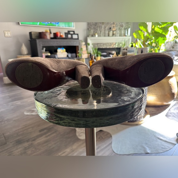 Chie Mihara ankle strap round toe block heel / pump in gray size US 6 - Picture 5 of 6